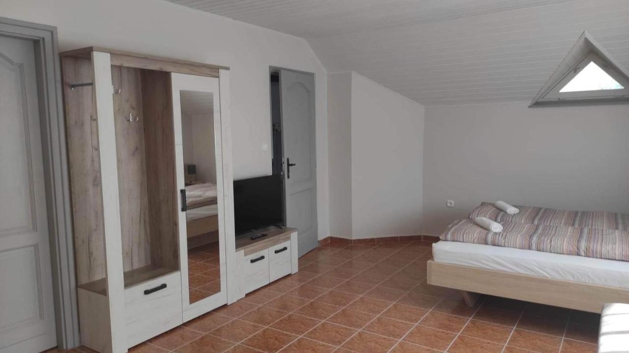 Silence Apartmanhaz زلاكاروس المظهر الخارجي الصورة