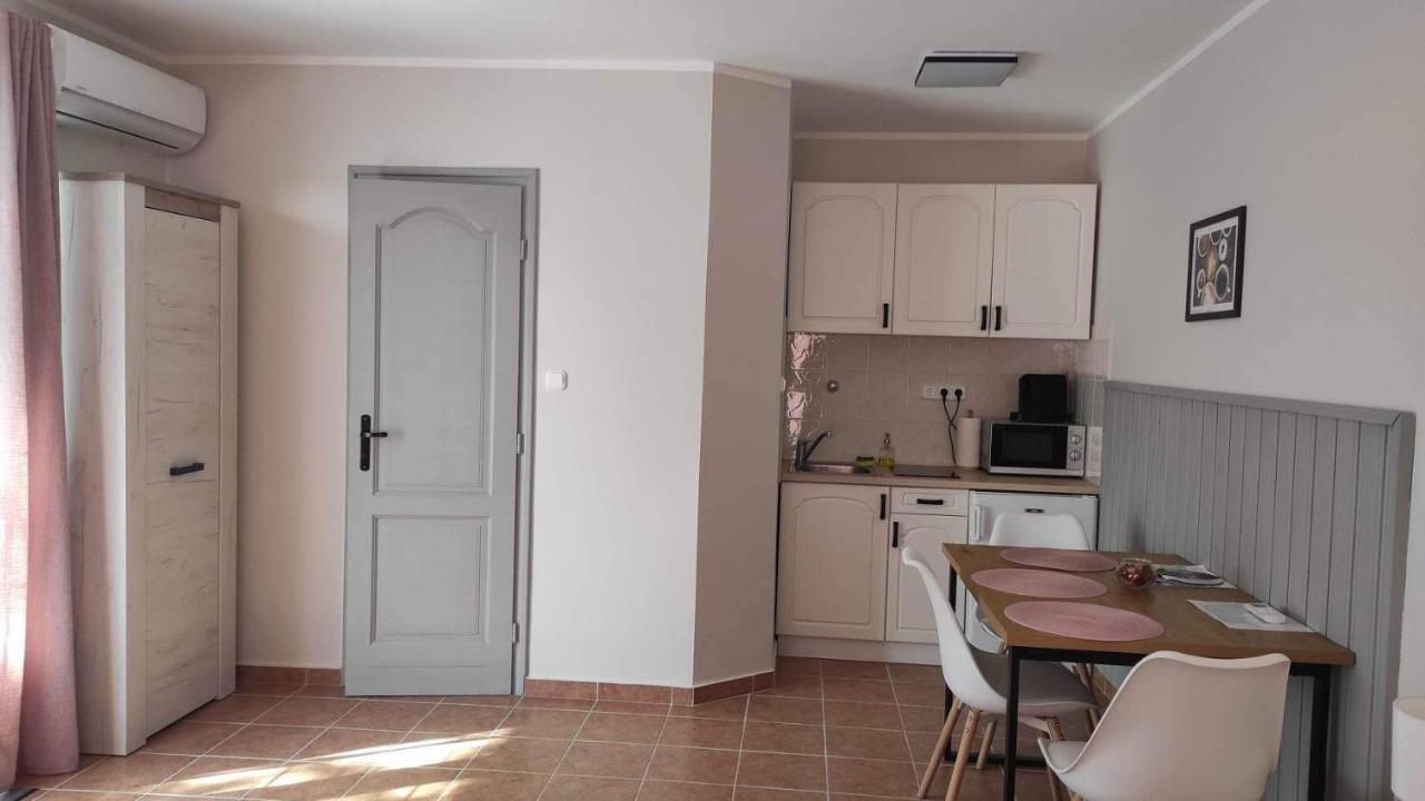 Silence Apartmanhaz زلاكاروس المظهر الخارجي الصورة
